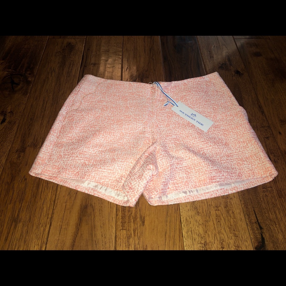 Southern Tide Coral Pink Women’s Shorts - Picture 2 of 7